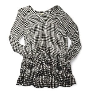 Tribal Black and White Checkered Blouse